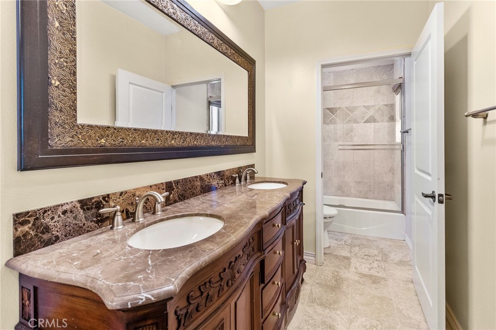 6920 Valmont Street 3