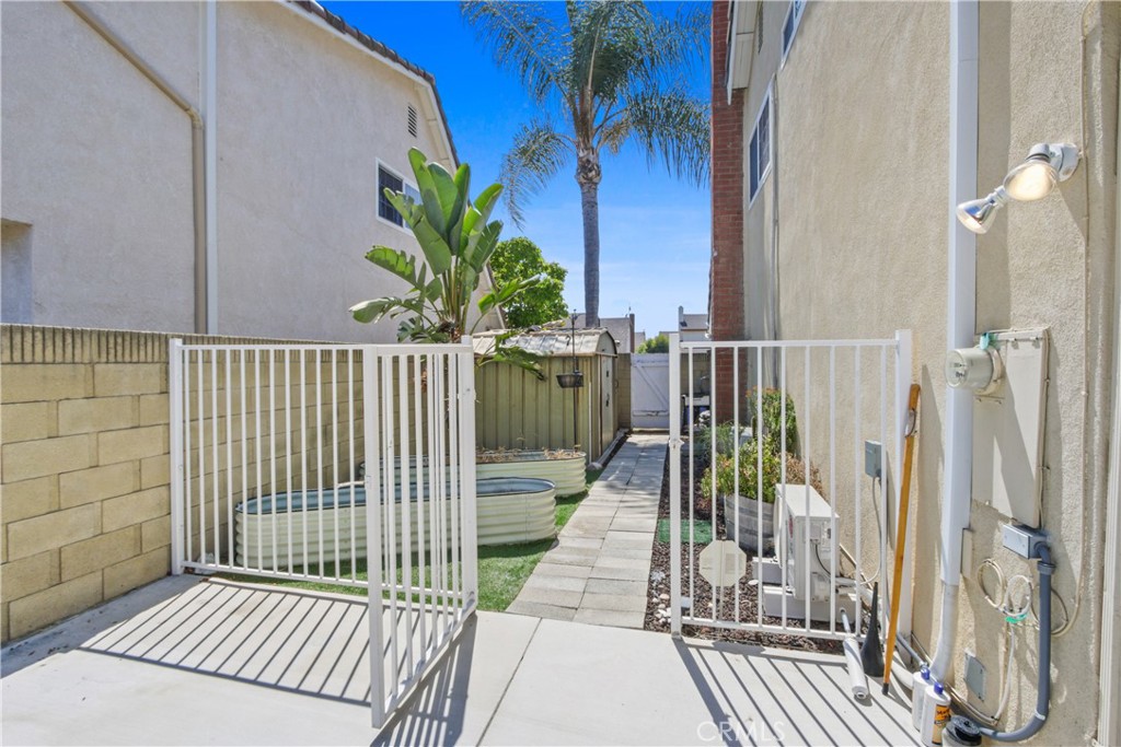 7502 Black Star Lane