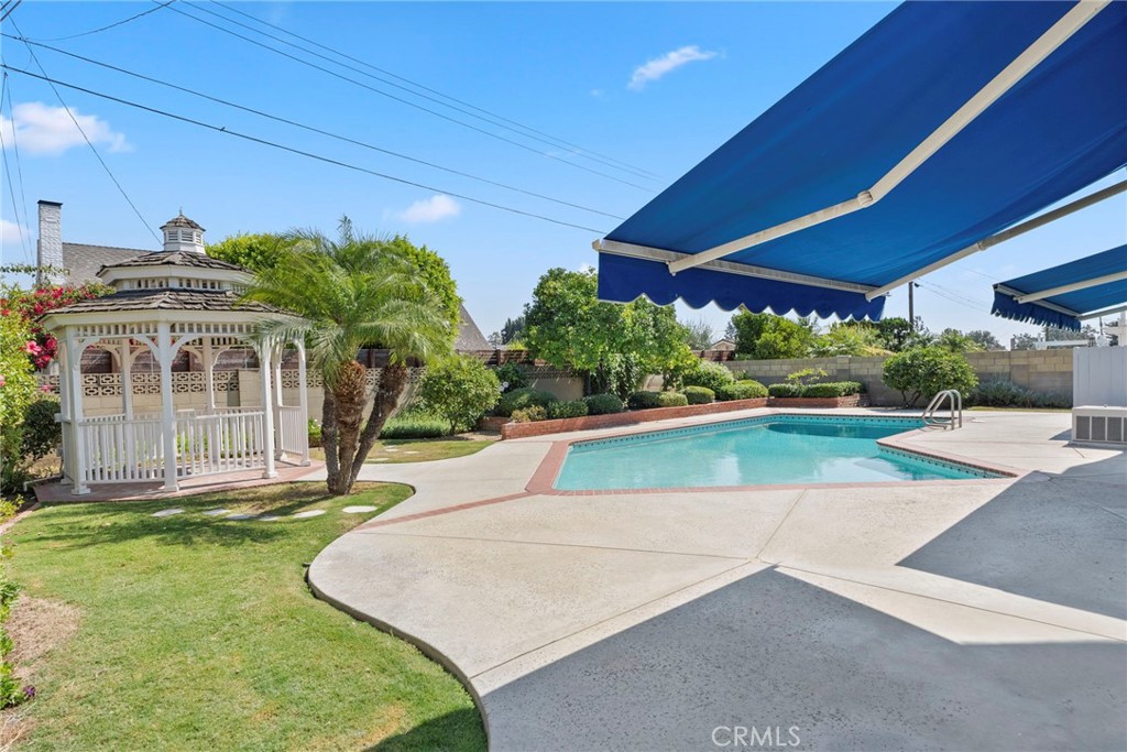 5242 Cedarlawn Drive