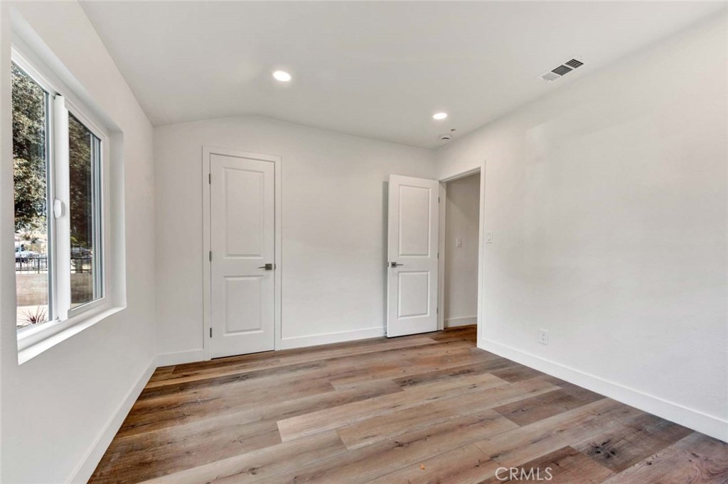 1226 W Walnut Street