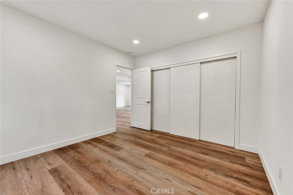 1226 W Walnut Street