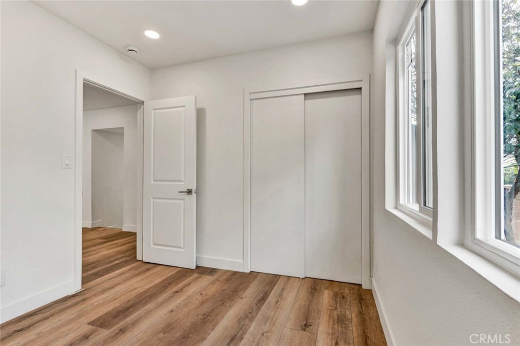 1226 W Walnut Street