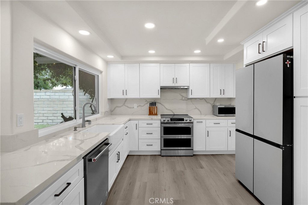 701 S Carriage Circle