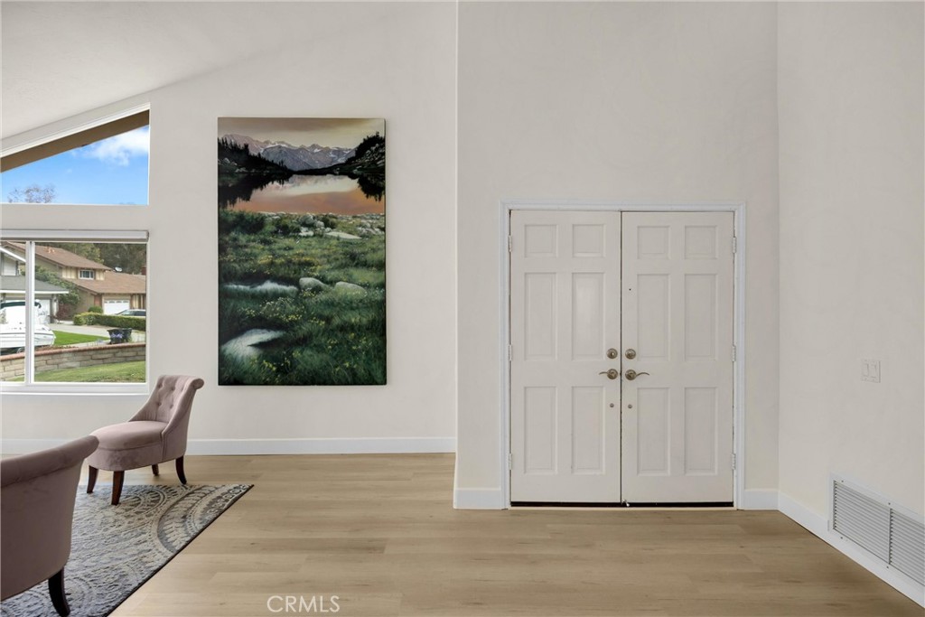 701 S Carriage Circle