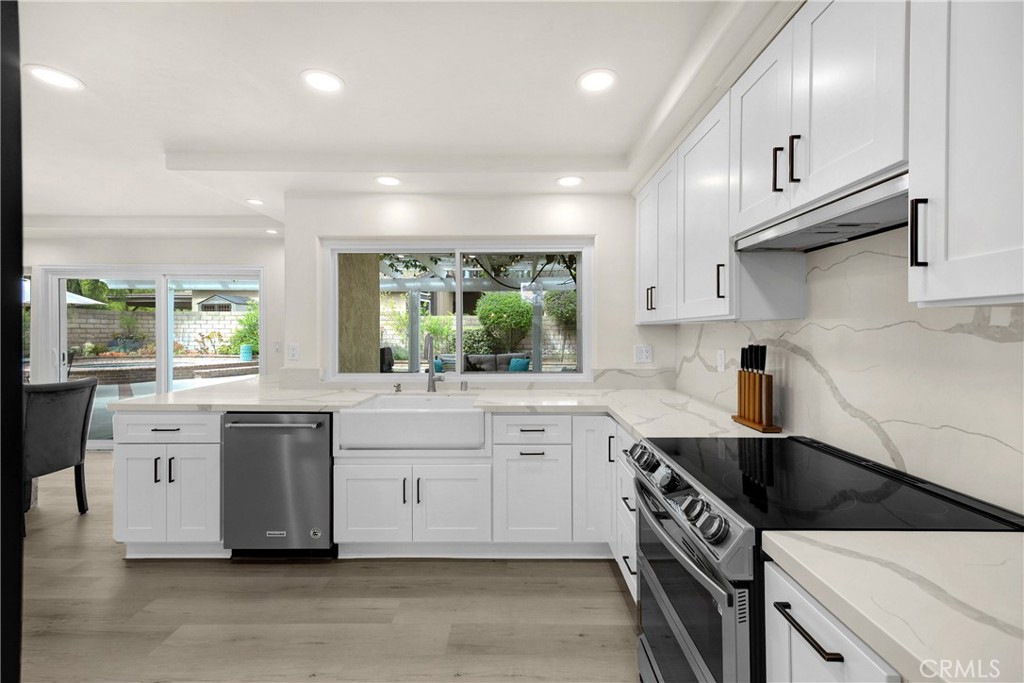 701 S Carriage Circle