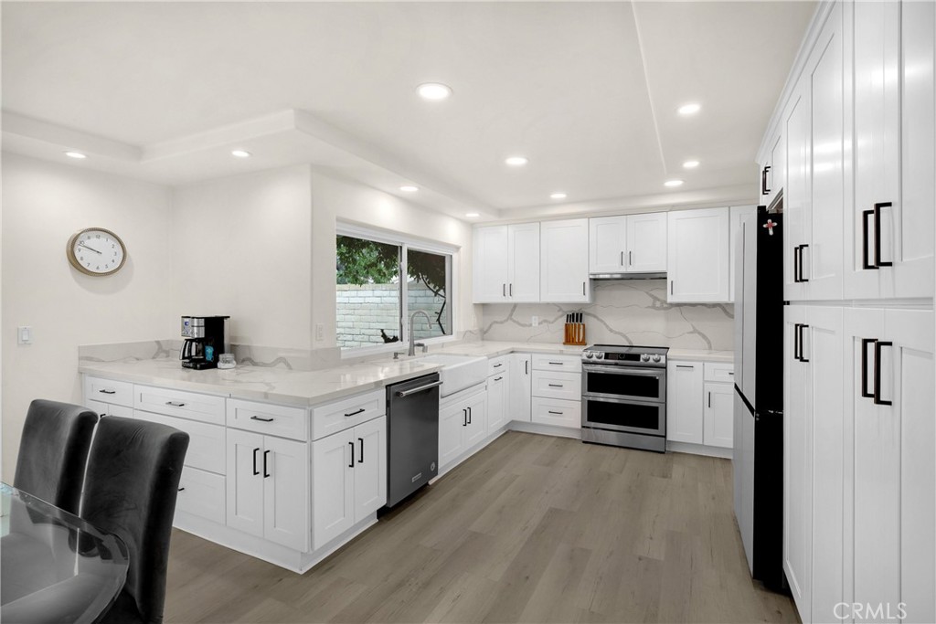 701 S Carriage Circle