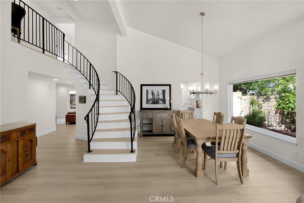 701 S Carriage Circle