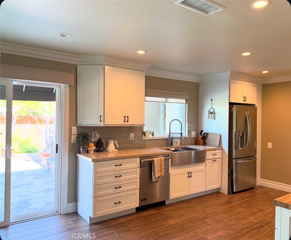 1940 Sunset Lane
