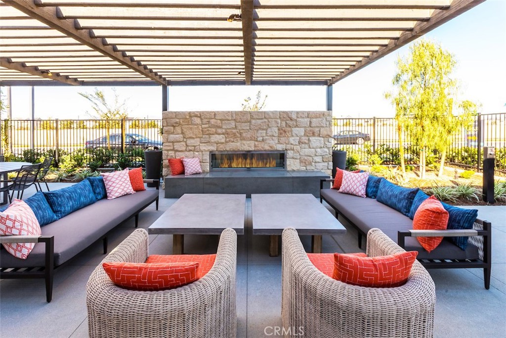 4063 S. SUNFLOWER PASEO S