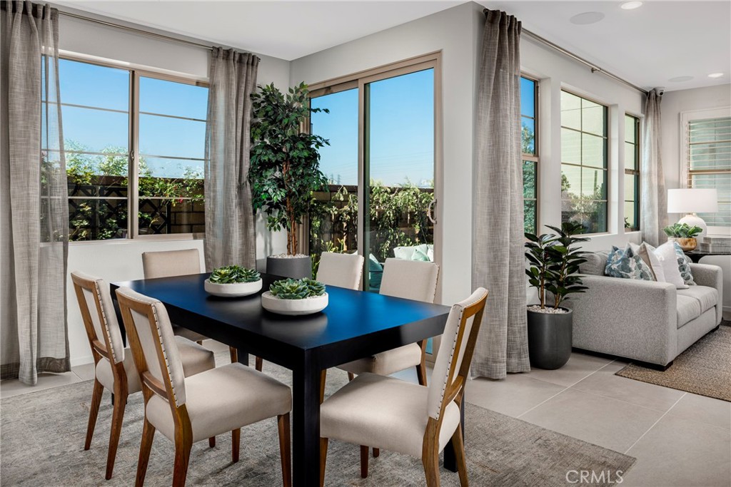 4063 S. SUNFLOWER PASEO S