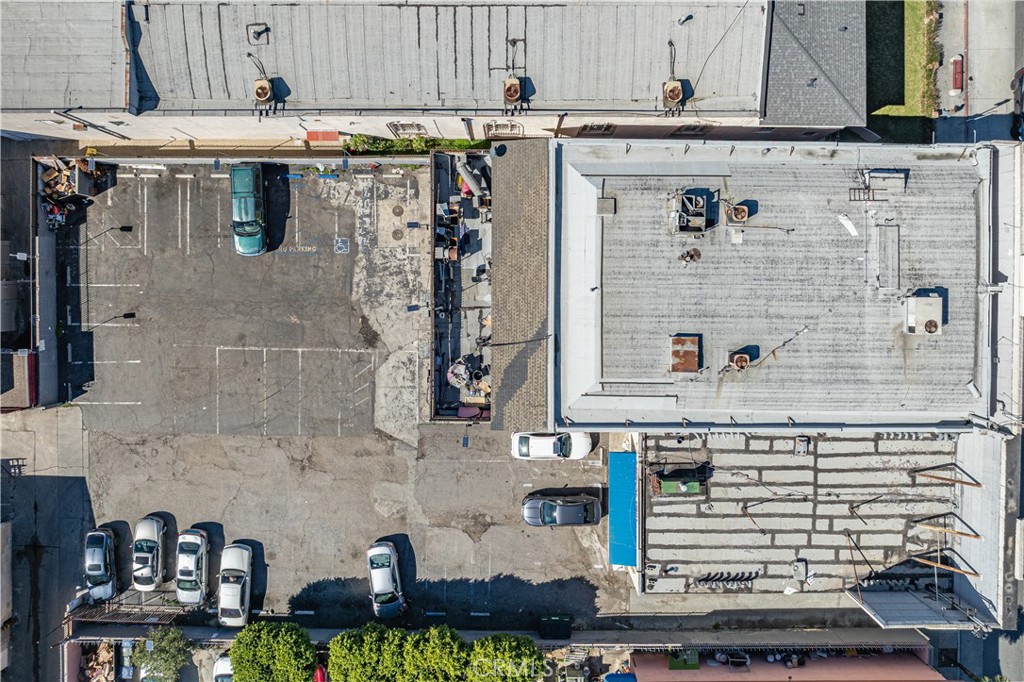 1810 E Anaheim
