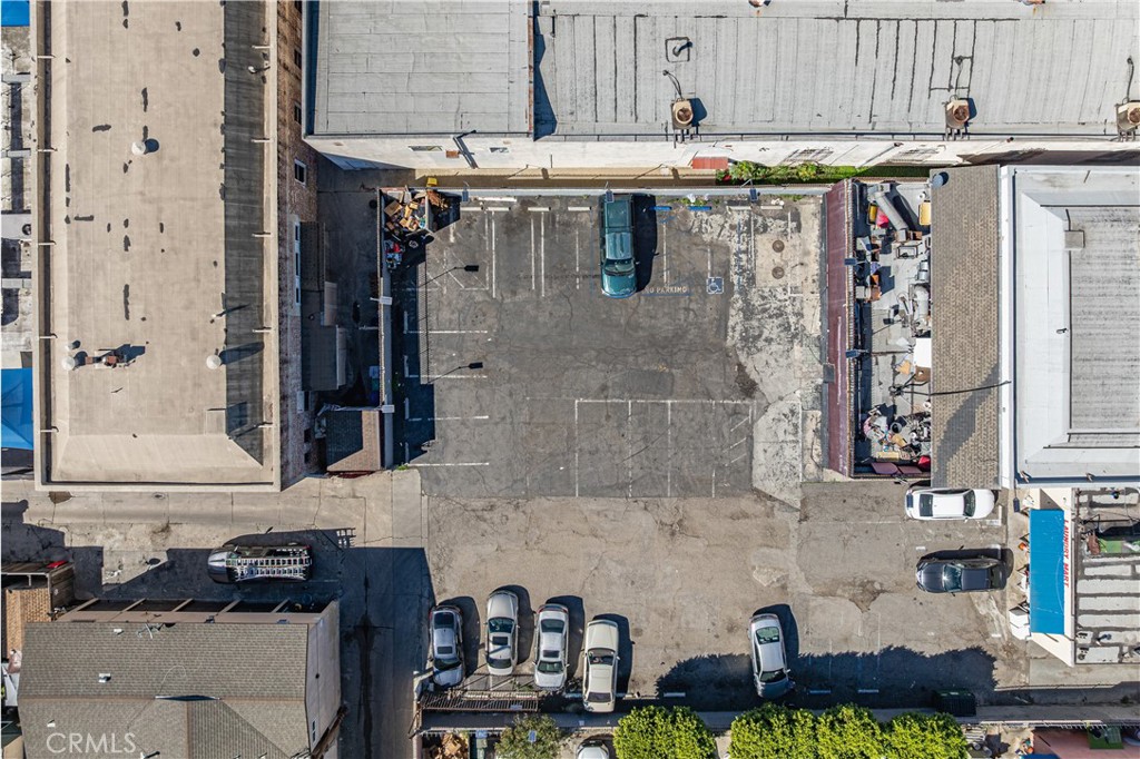 1810 E Anaheim