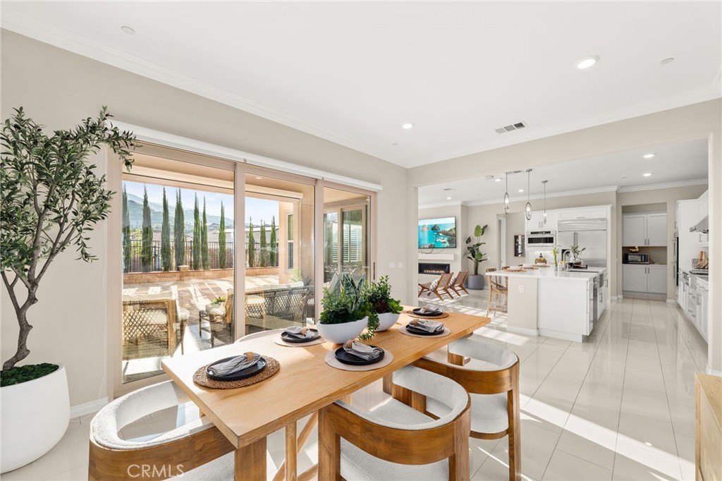 2413 Sierra Bella Drive