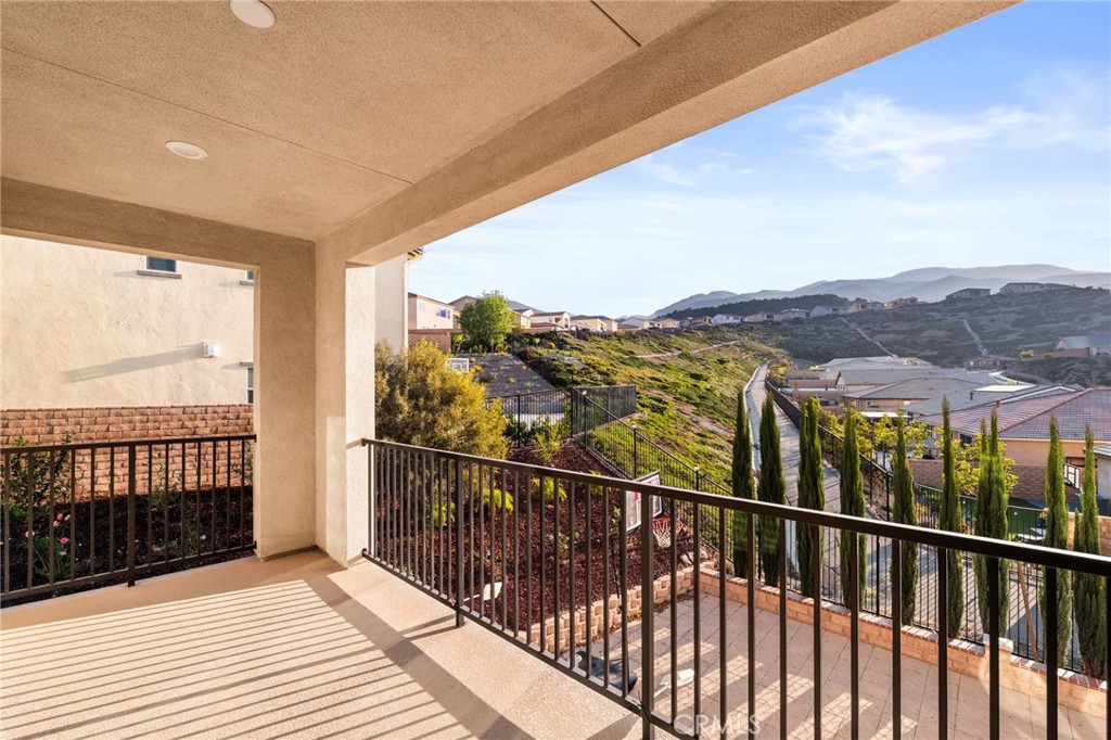 2413 Sierra Bella Drive
