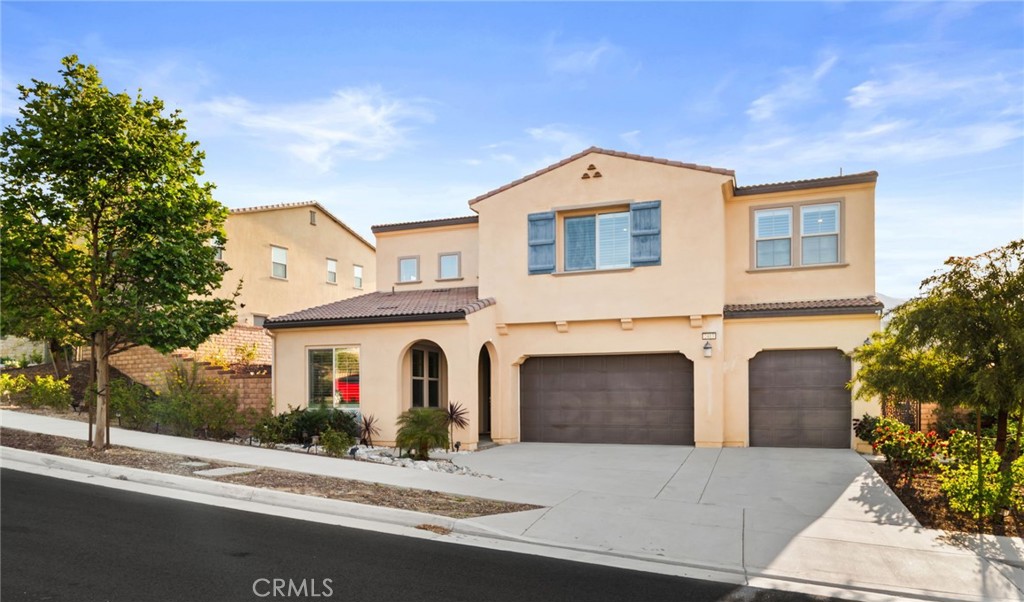 2413 Sierra Bella Drive