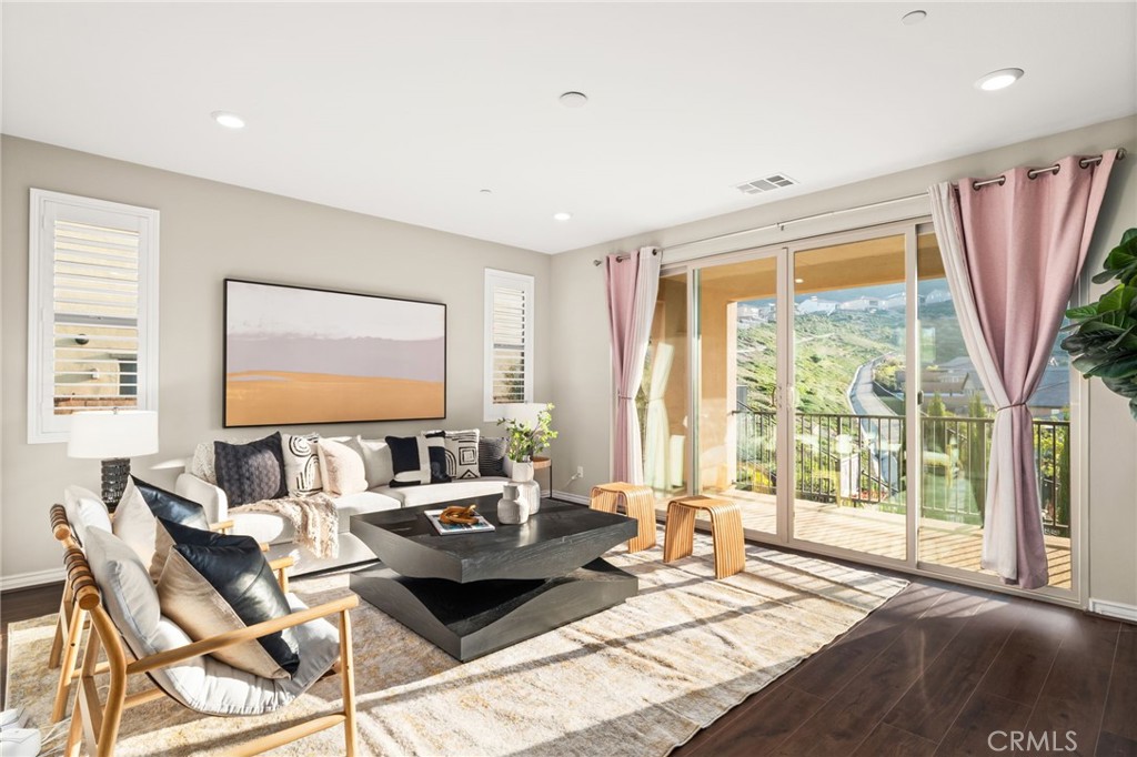 2413 Sierra Bella Drive
