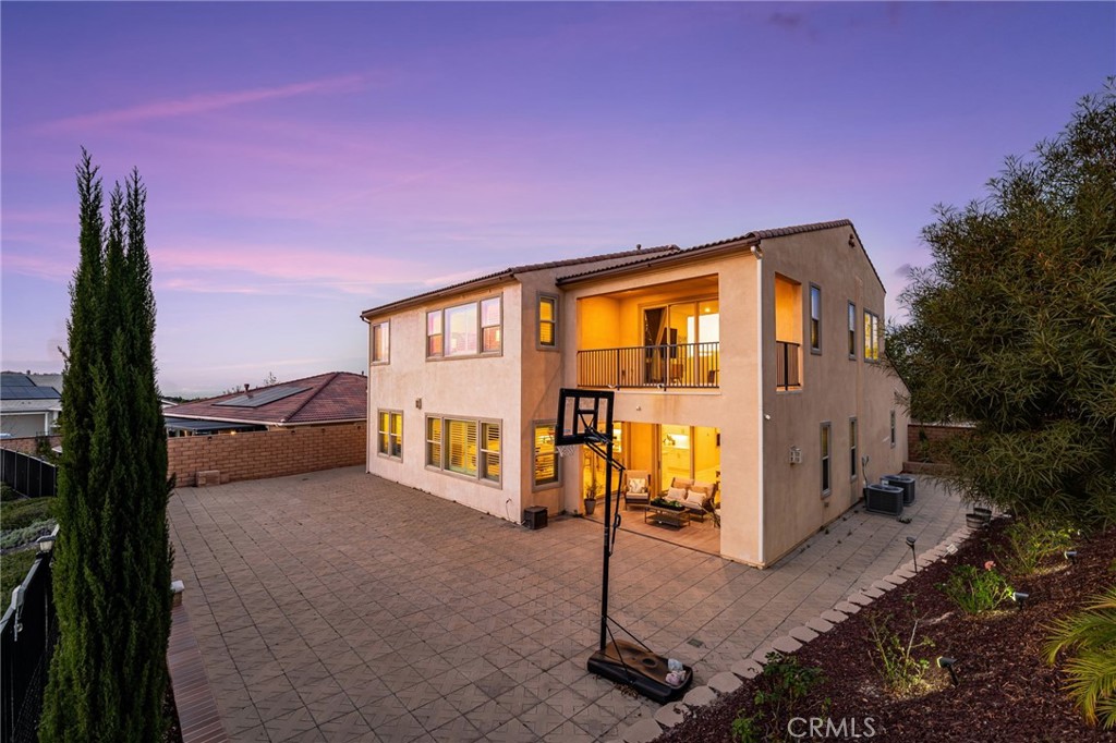 2413 Sierra Bella Drive