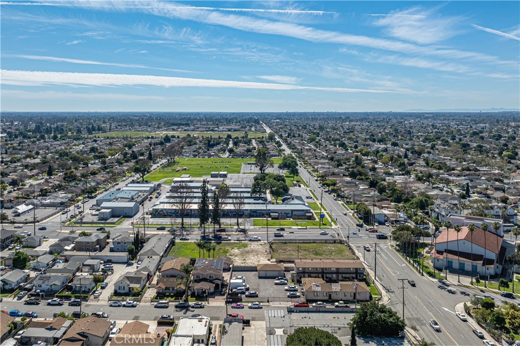 12209 Rosecrans Avenue