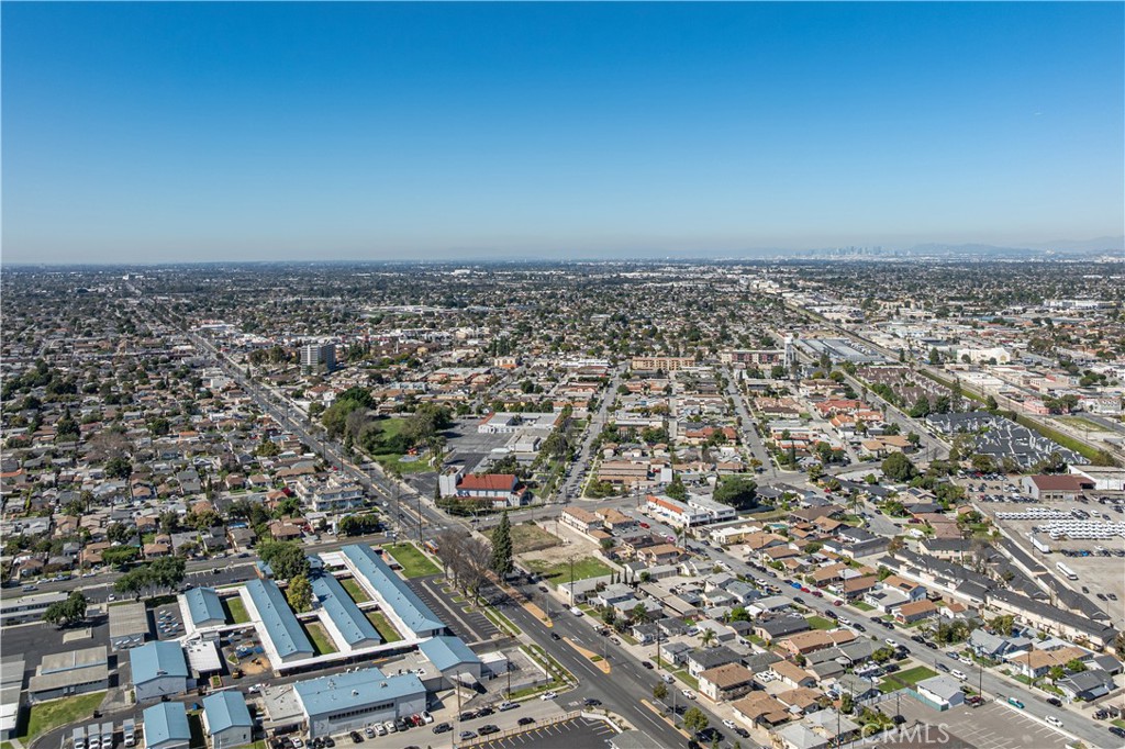 12209 Rosecrans Avenue