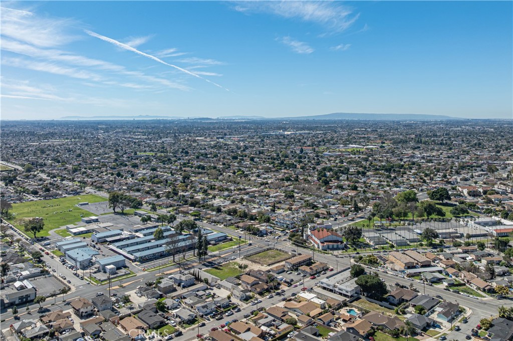 12209 Rosecrans Avenue