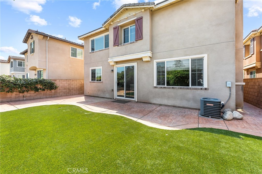 9556 Harvest Vista Drive