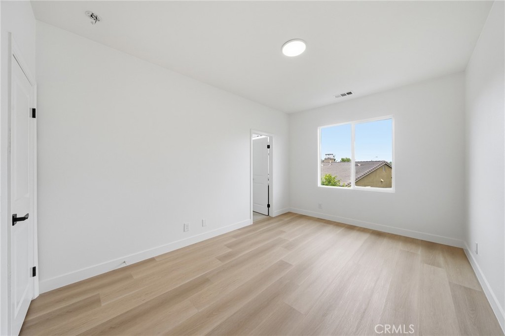 13615 Perry Ann