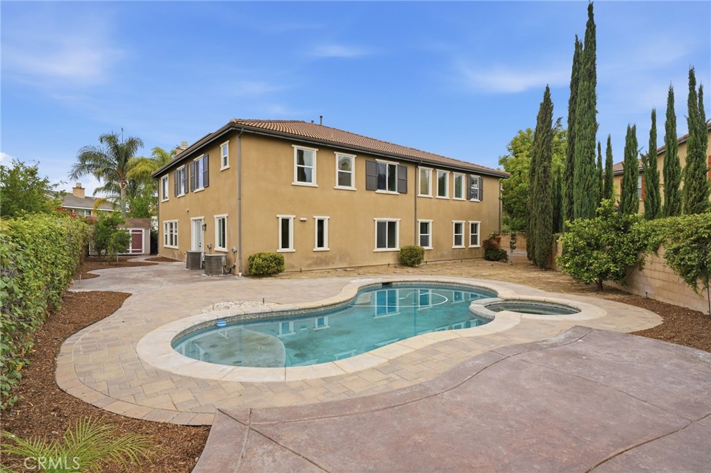 13615 Perry Ann