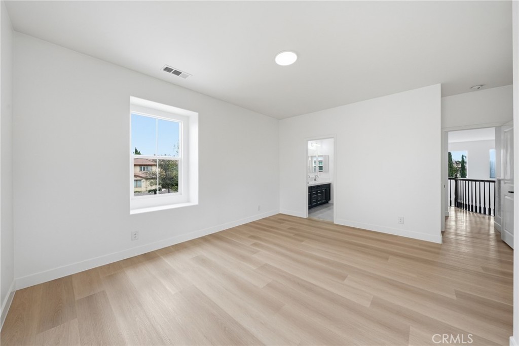 13615 Perry Ann