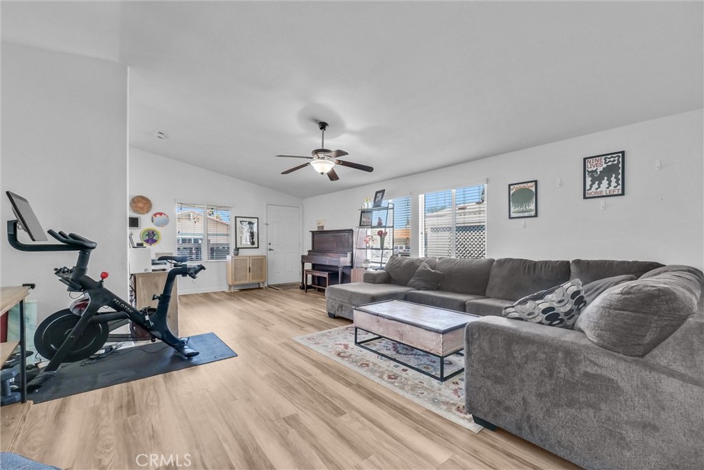 15050 Monte Vista 123