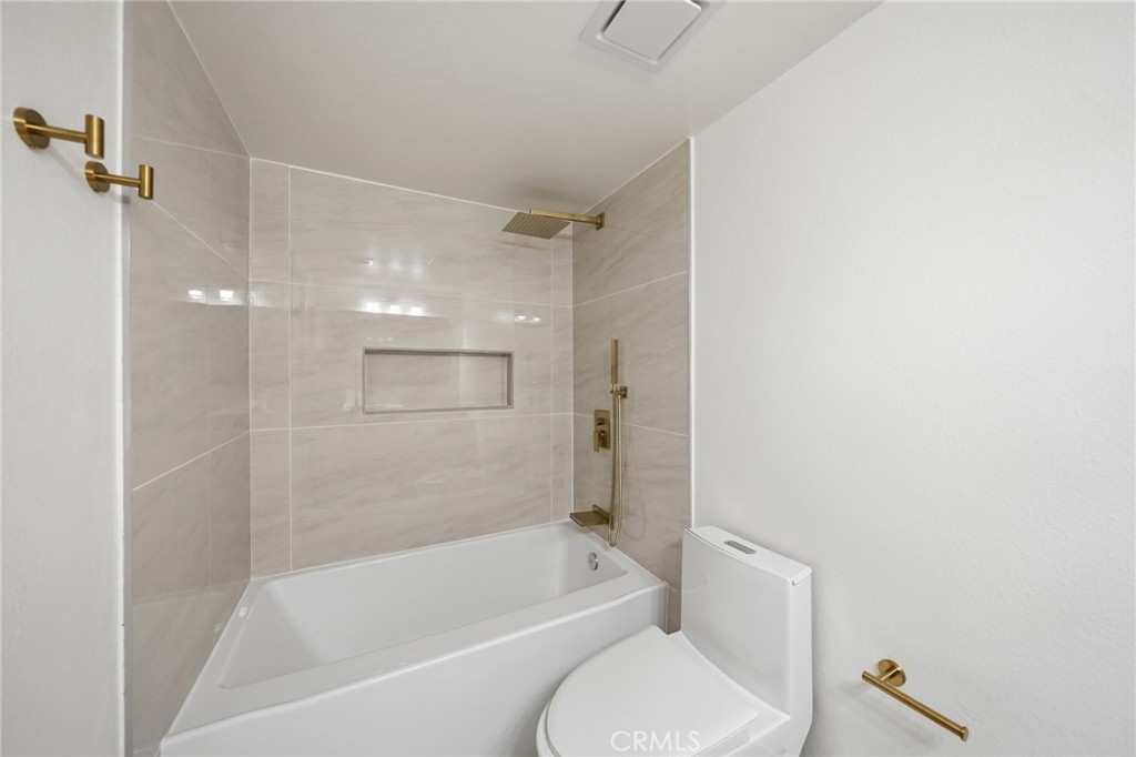 8335 Village Lane