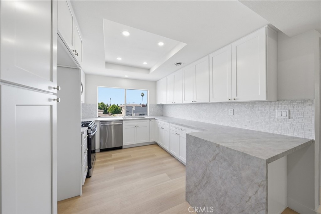 8335 Village Lane