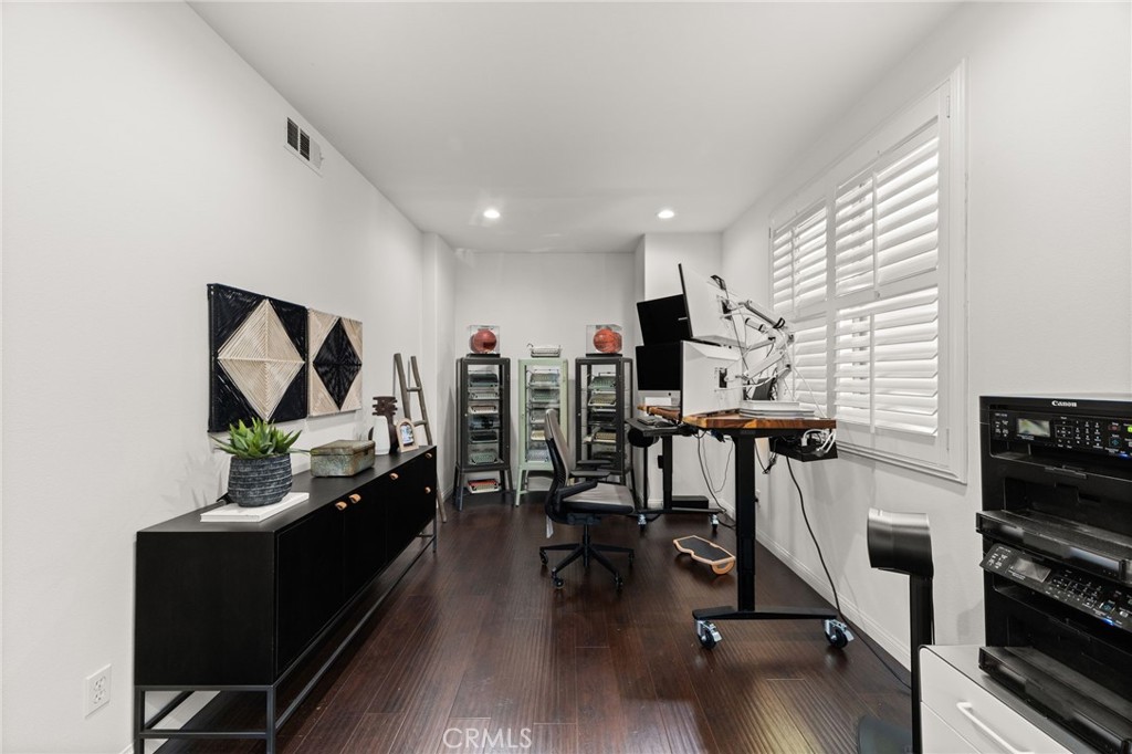 8607 Alder Creek