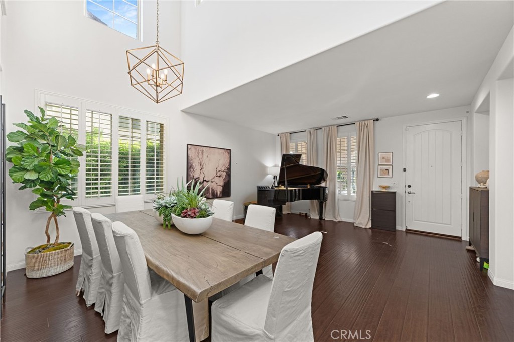 8607 Alder Creek