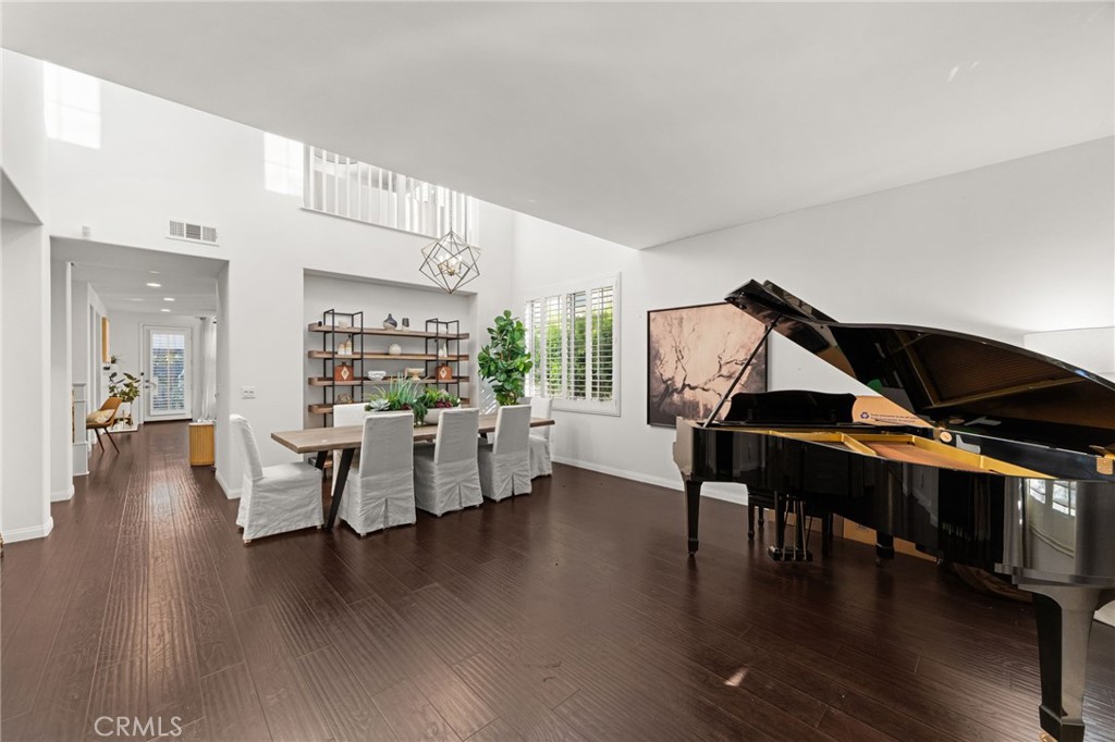 8607 Alder Creek
