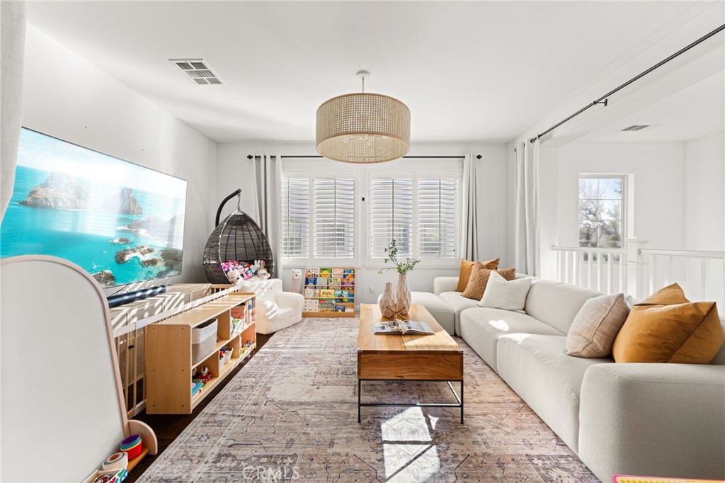8607 Alder Creek