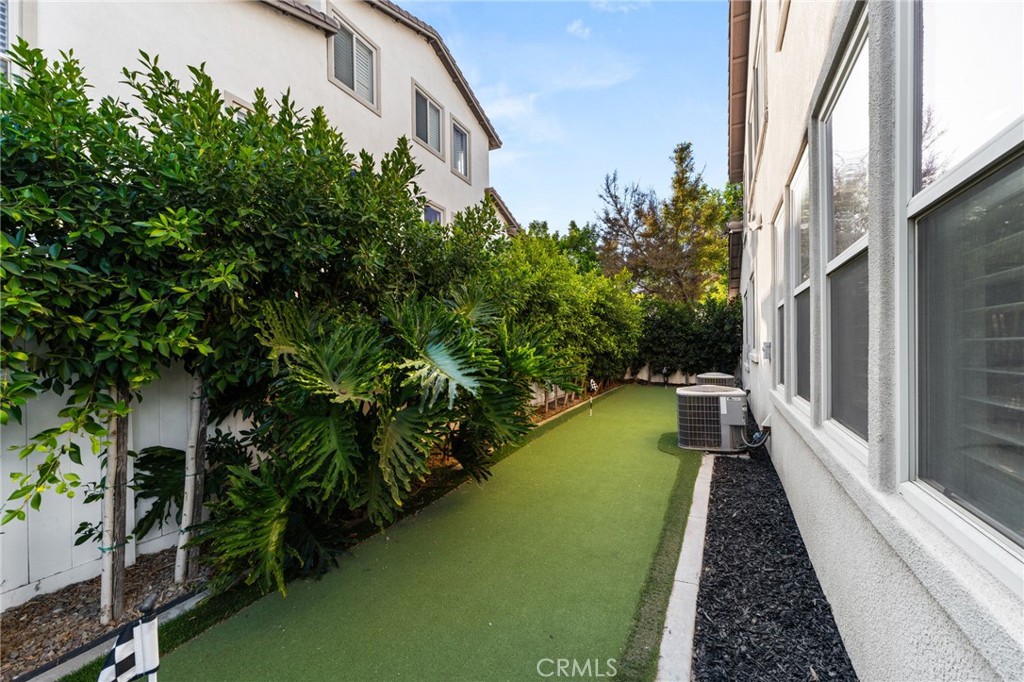8607 Alder Creek