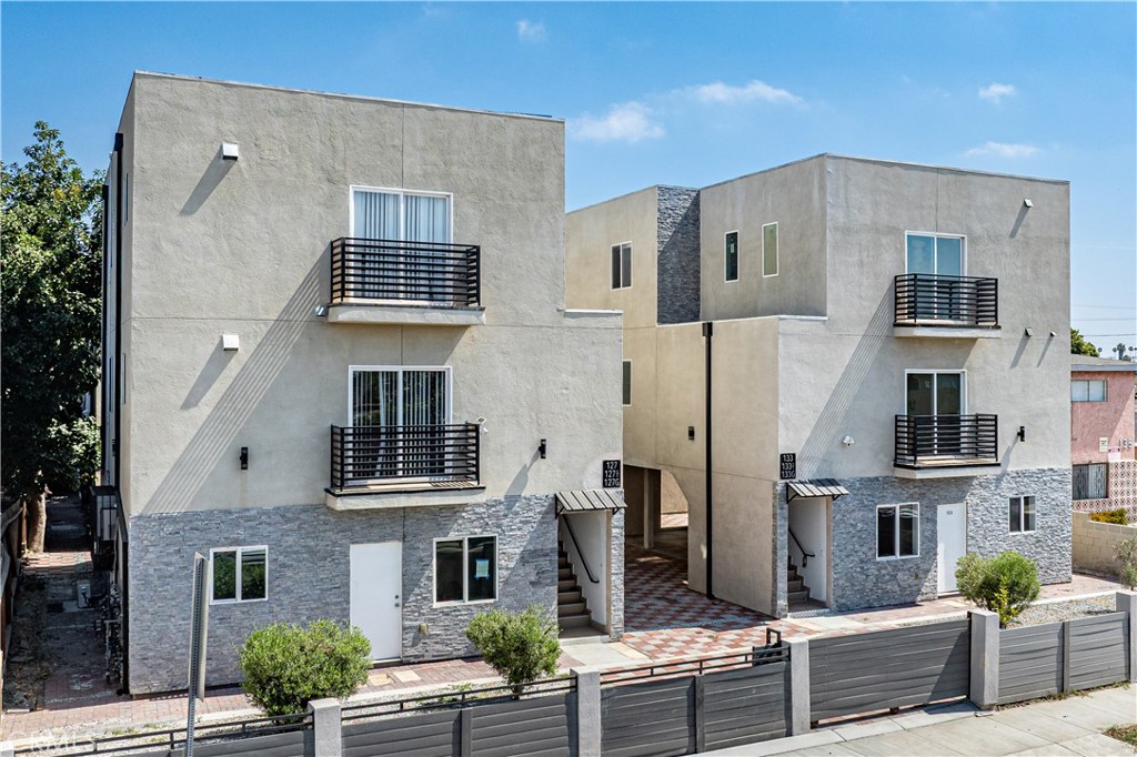 127 133 E 88th