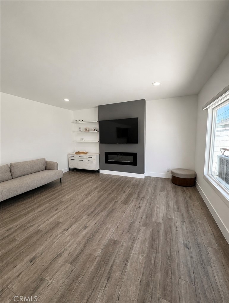 2080 Mcnab