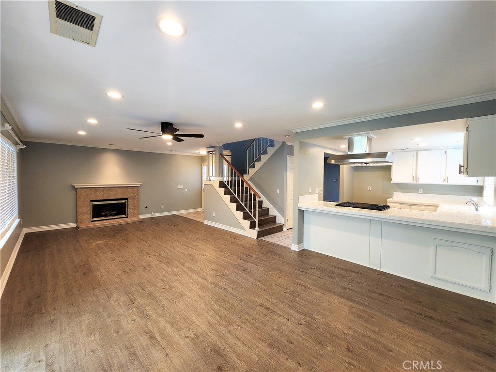 1271 Dunham Lane