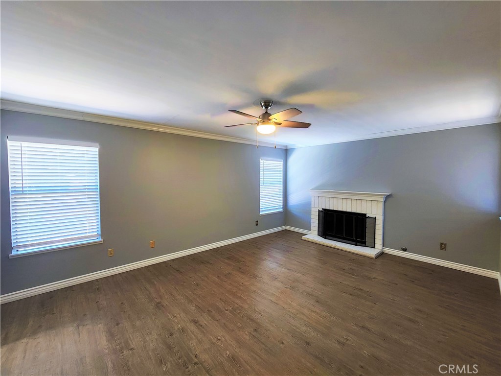 1271 Dunham Lane