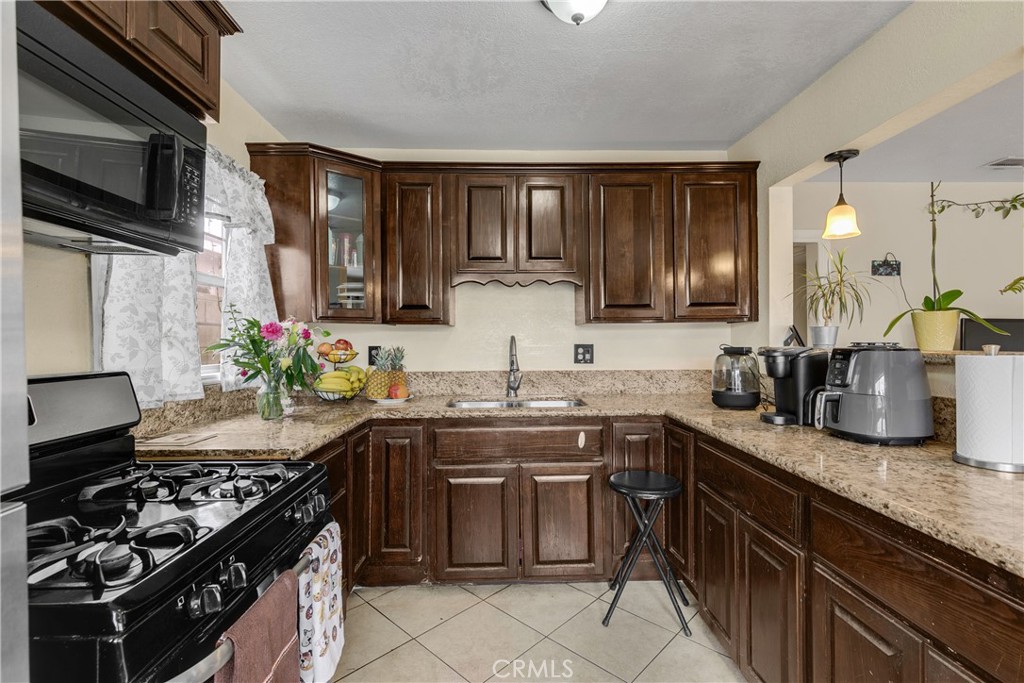 12711 Gridley Road
