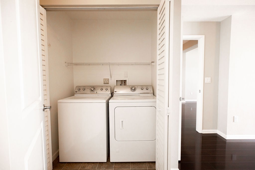 1801 E Katella Avenue Unit: 4069
