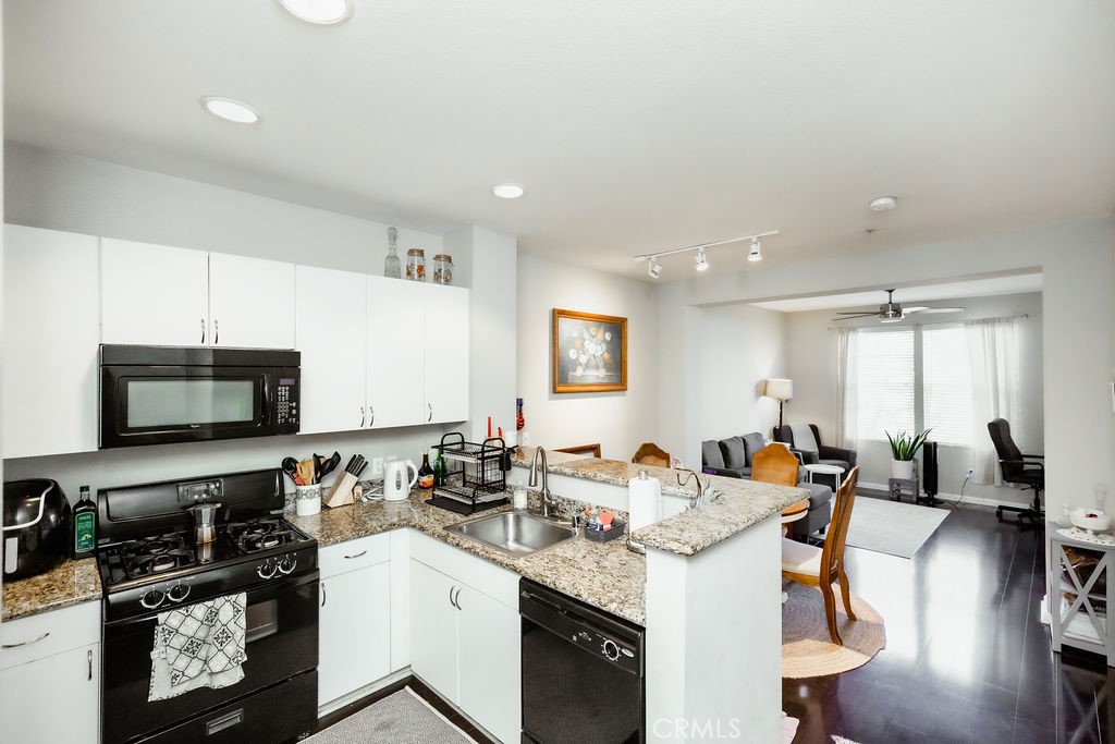 1801 E Katella Avenue Unit: 4069