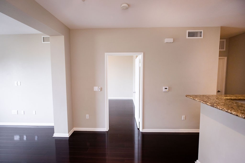 1801 E Katella Avenue Unit: 4069