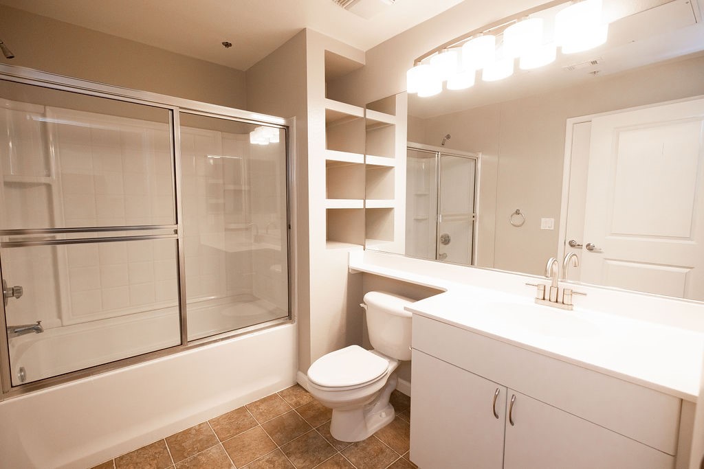 1801 E Katella Avenue Unit: 4069
