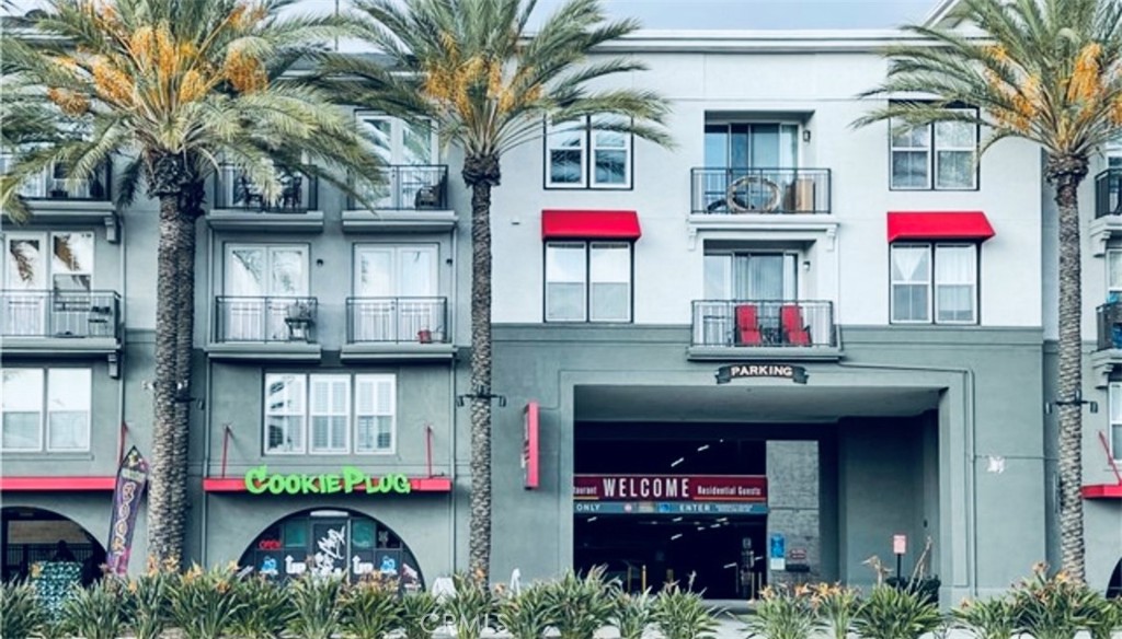 1801 E Katella Avenue Unit: 4069
