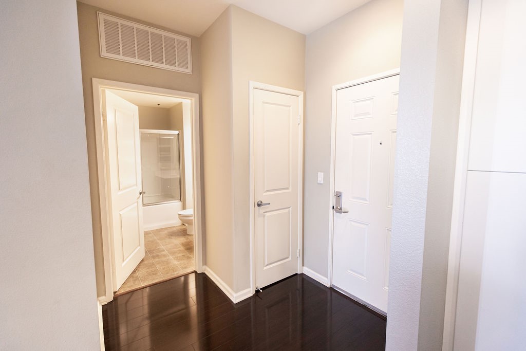 1801 E Katella Avenue Unit: 4069