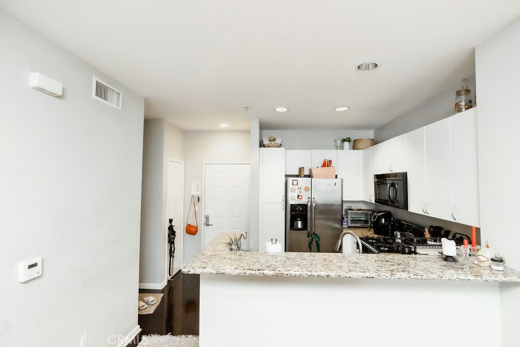 1801 E Katella Avenue Unit: 4069
