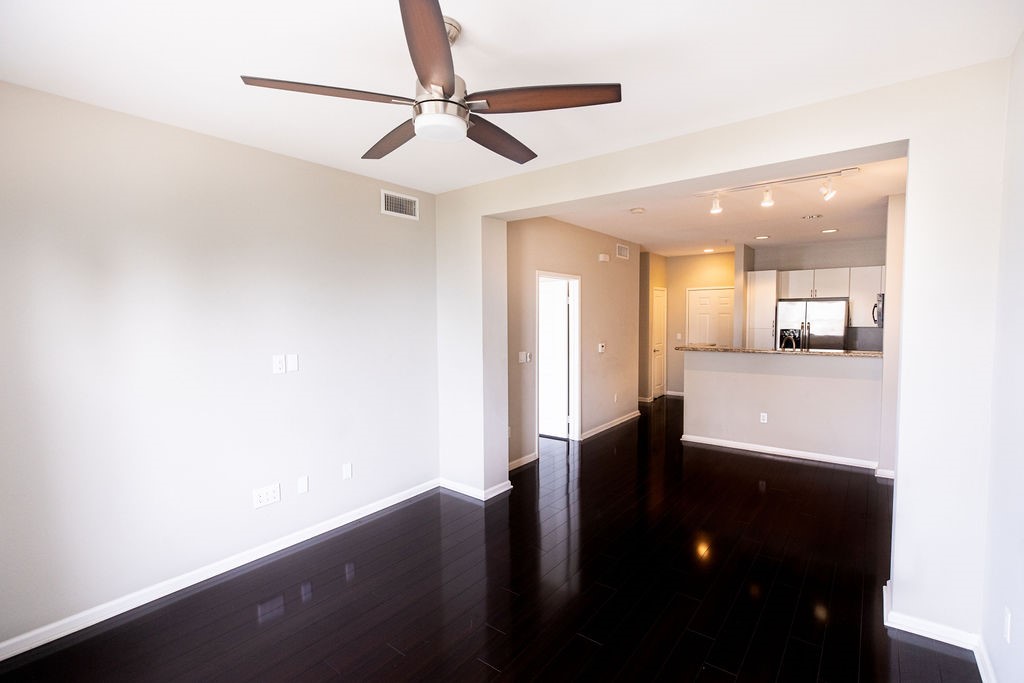 1801 E Katella Avenue Unit: 4069