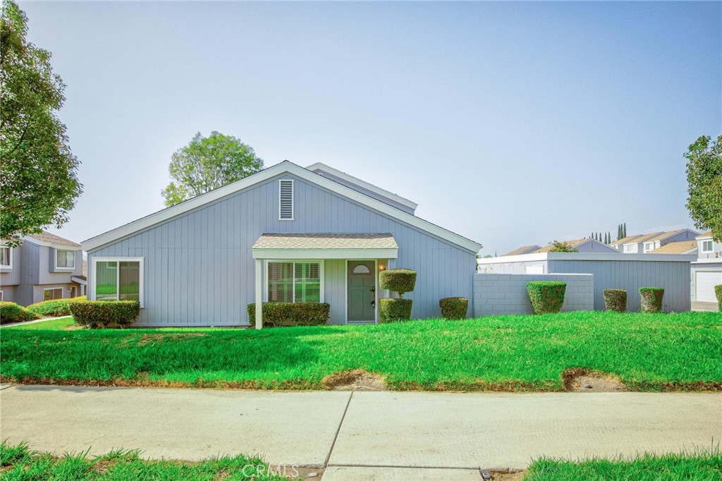 23526 Twin Spring Lane